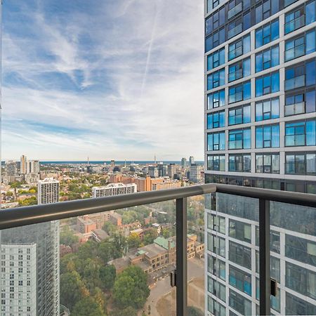 Toronto Garden Suites ภายนอก รูปภาพ