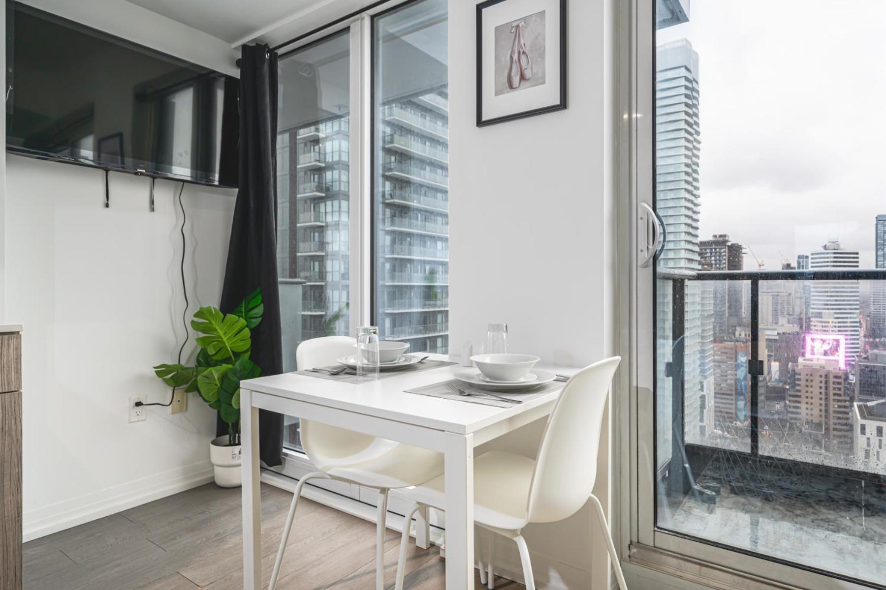 Toronto Garden Suites ภายนอก รูปภาพ