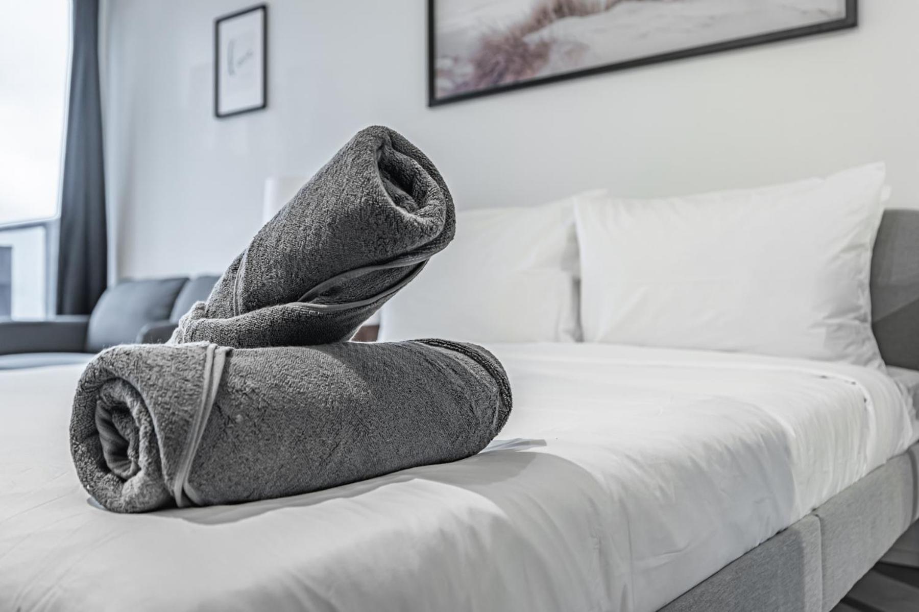 Toronto Garden Suites ภายนอก รูปภาพ