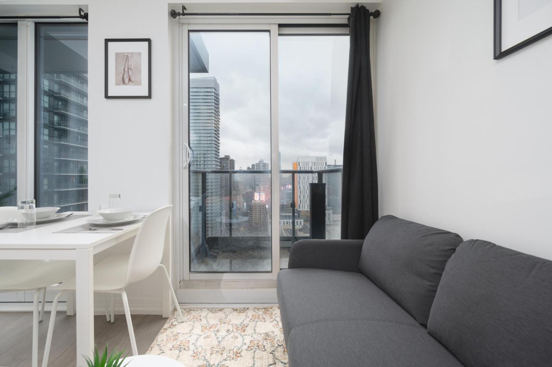 Toronto Garden Suites ภายนอก รูปภาพ
