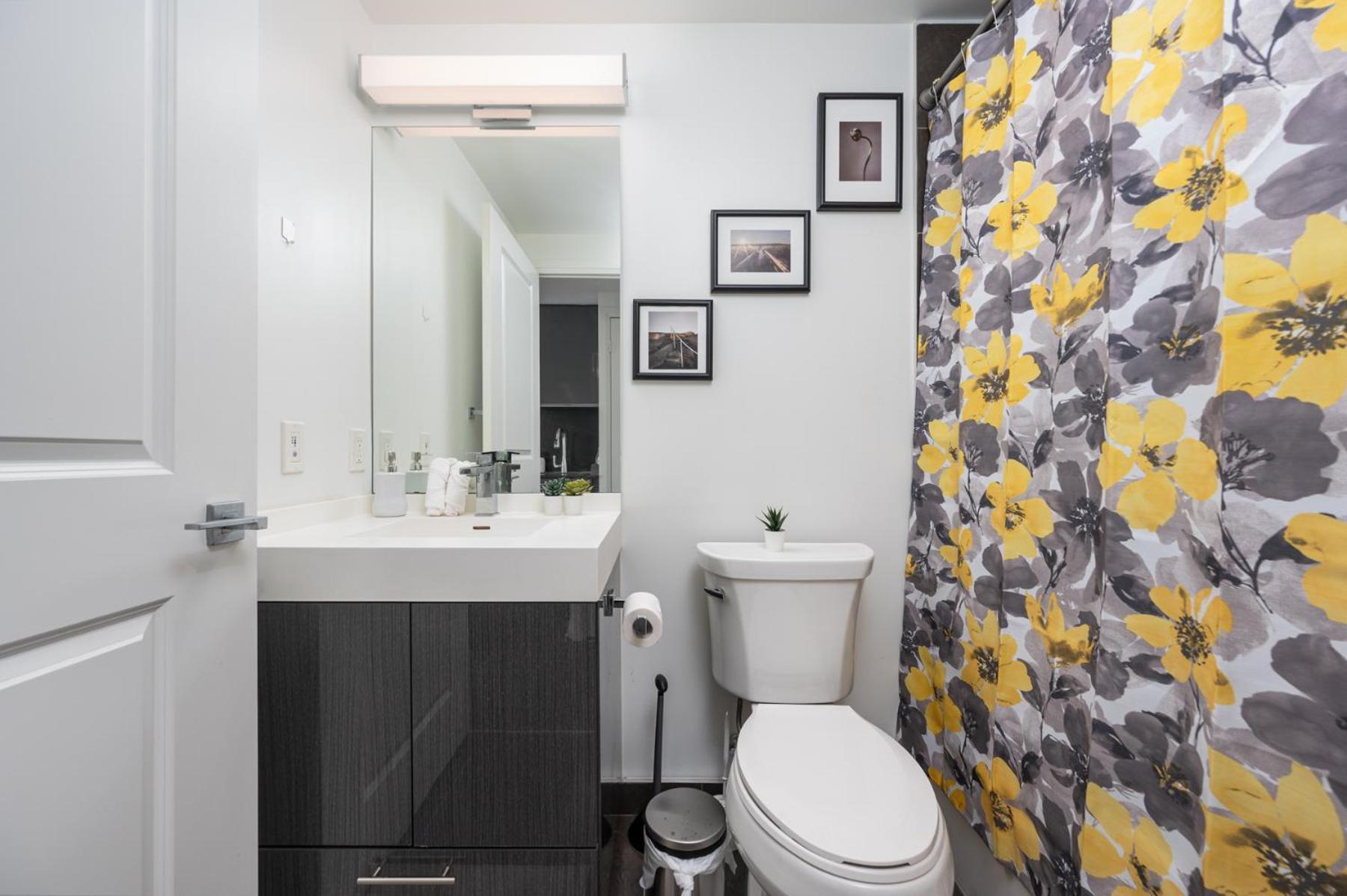 Toronto Garden Suites ภายนอก รูปภาพ